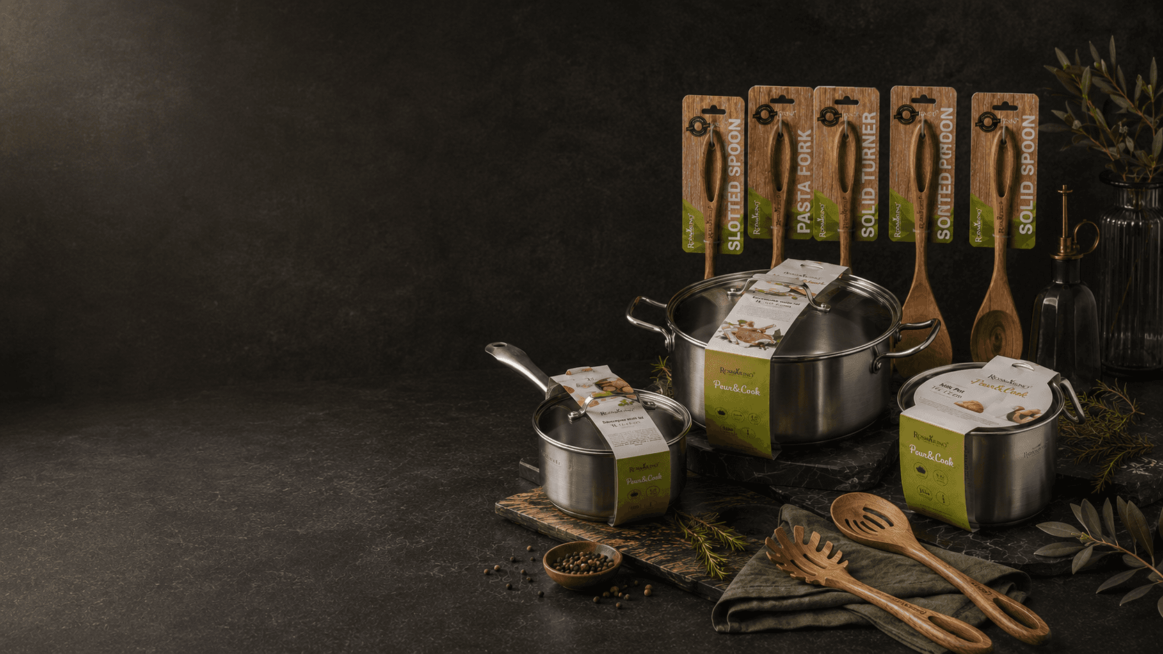 Rosmarino packaging hero composition
